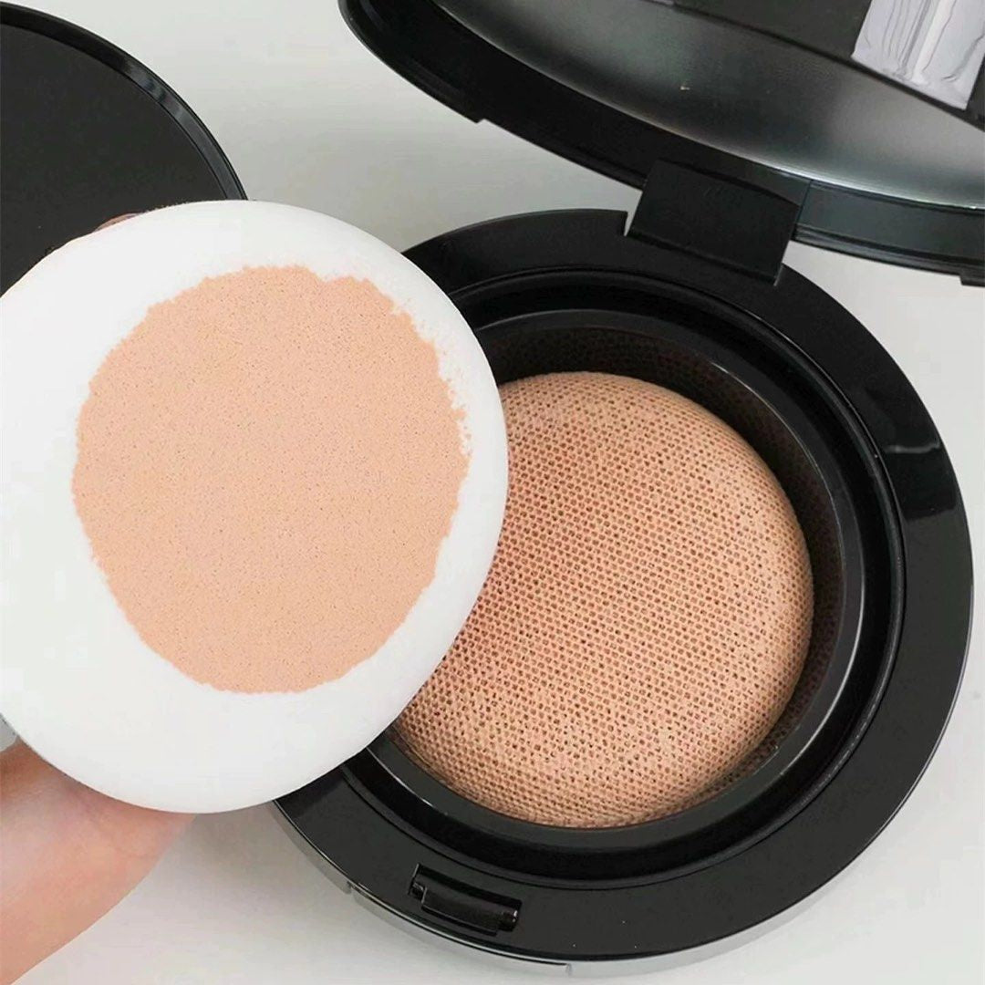 Bobbi Brown 霧光啞光氣墊粉餅瓷白色 Weightless Skin Cushion Foundation SPF40 PA+++ 12g