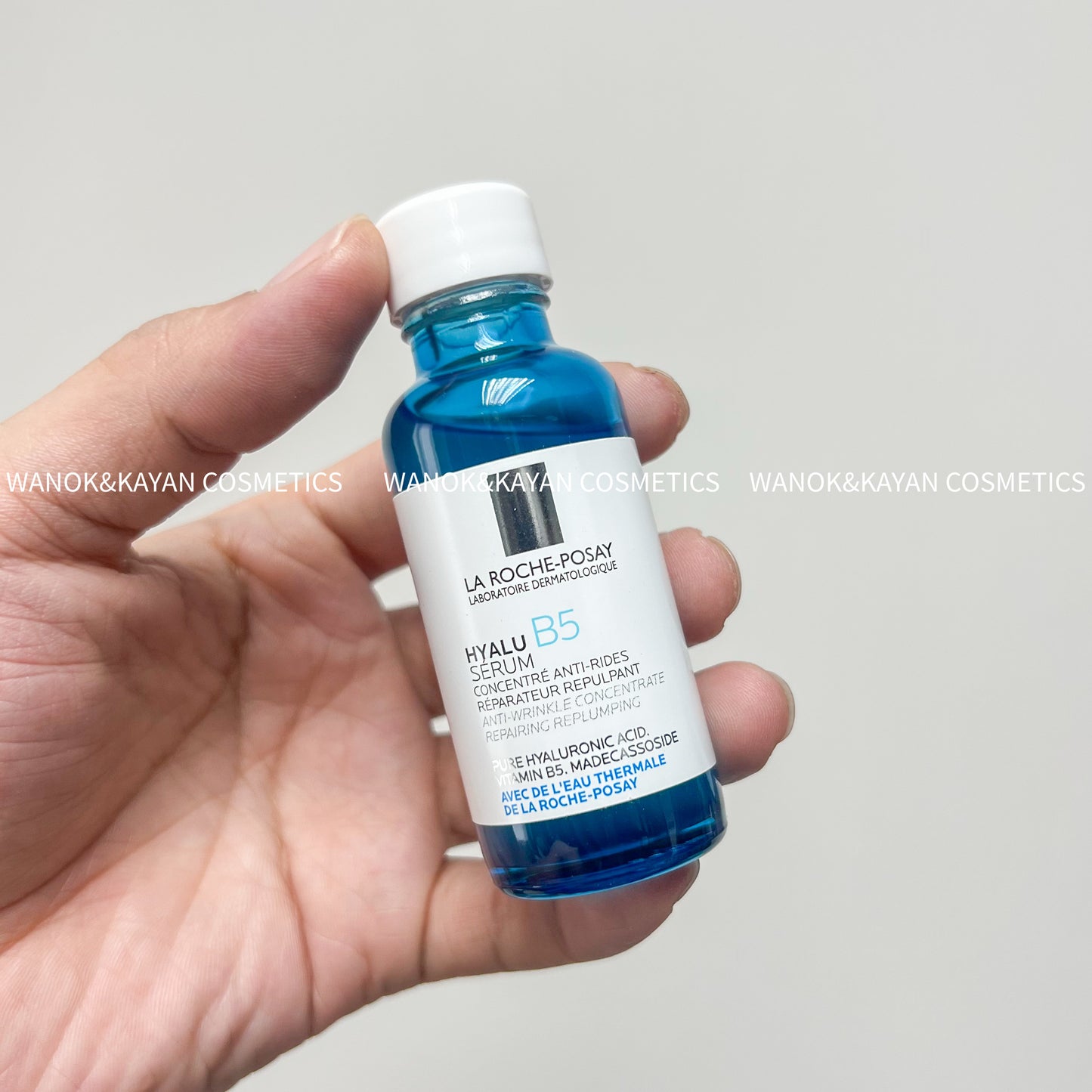 包順豐 La Roche-Posay 理膚泉 HYALU B5抗皺緊緻精華 30ml 玻尿酸B5精華液30ml 高保濕舒緩敏感肌玻修復小藍瓶。Laroche Posay  La roche-Posay。Laroche-Posay。理膚泉。HYALU B5 SERUM