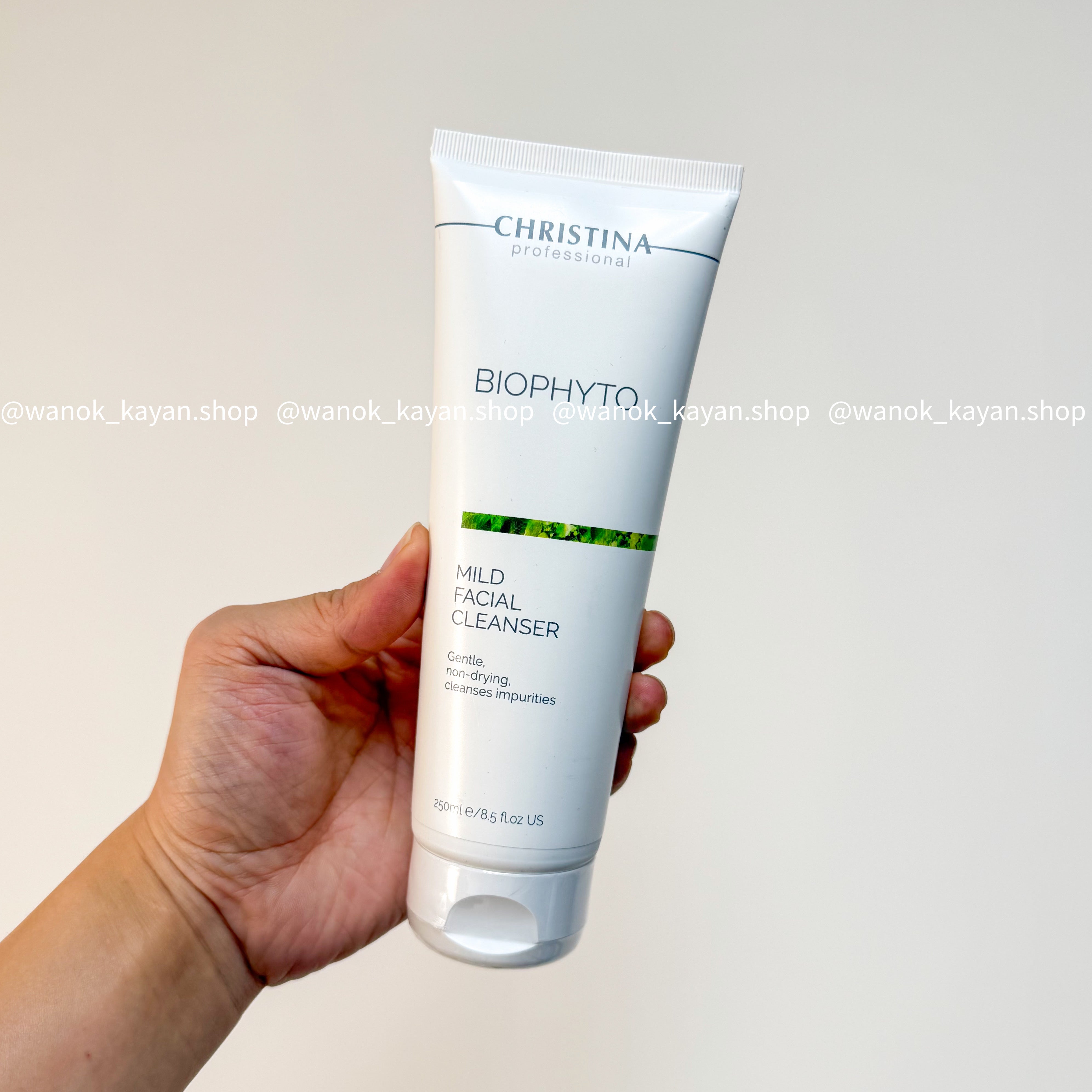 christina 植萃清新潔面啫喱 250ml BIOPHYTO MILD FACIAL CLEANSER