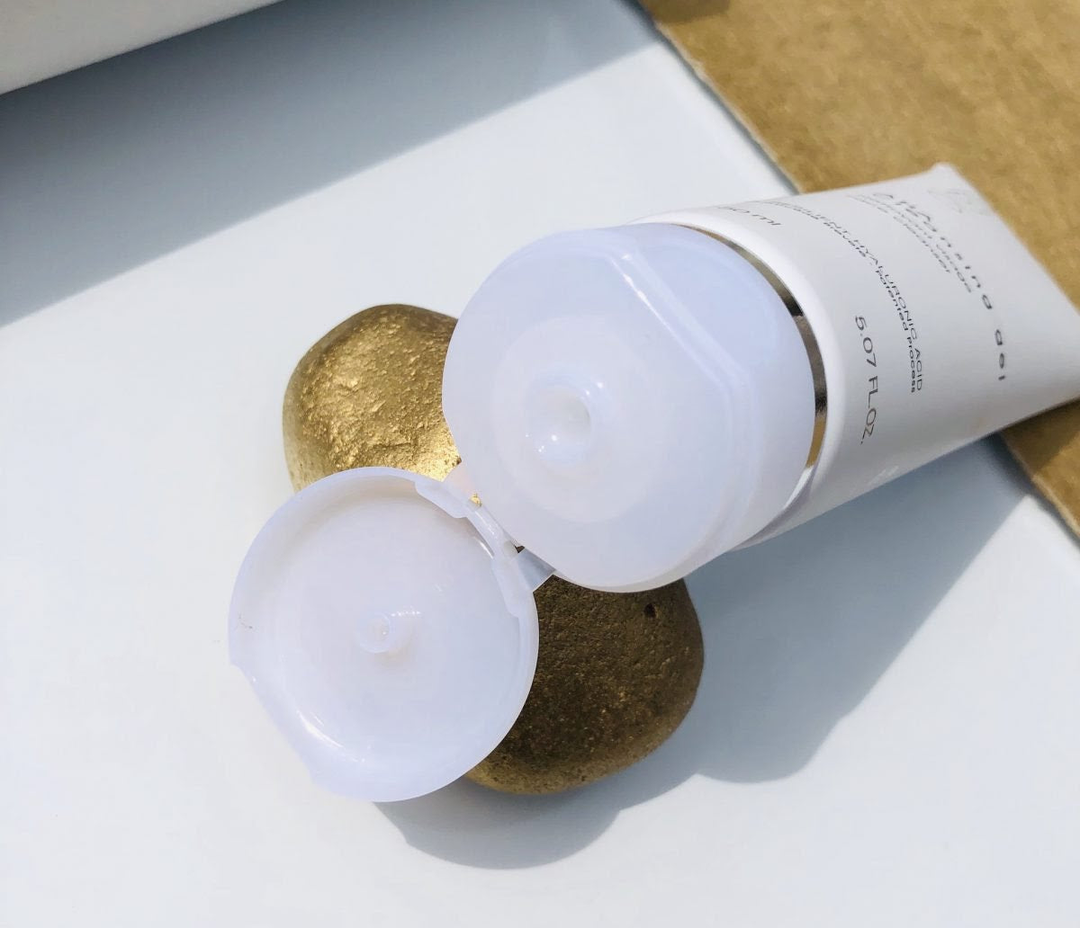 teoxane AHA多效潔面乳150ml  АНА Cleansing gel Nettoyant visage Face cleanser
