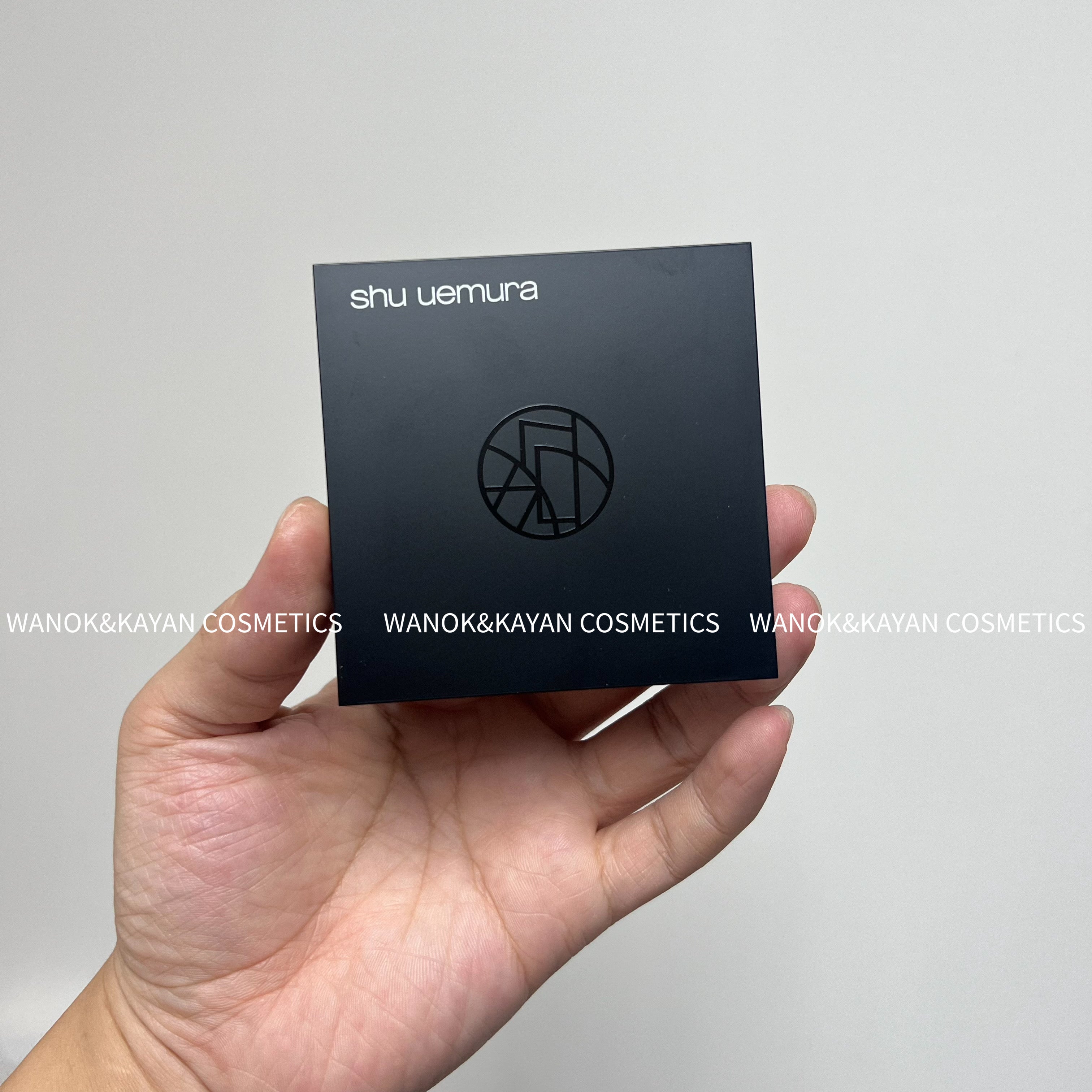 shu uemura 羽紗柔光輕霧粉餅 lumi-matte setting gel-in-powder 冰透藍羽紗柔光輕霧粉餅11g