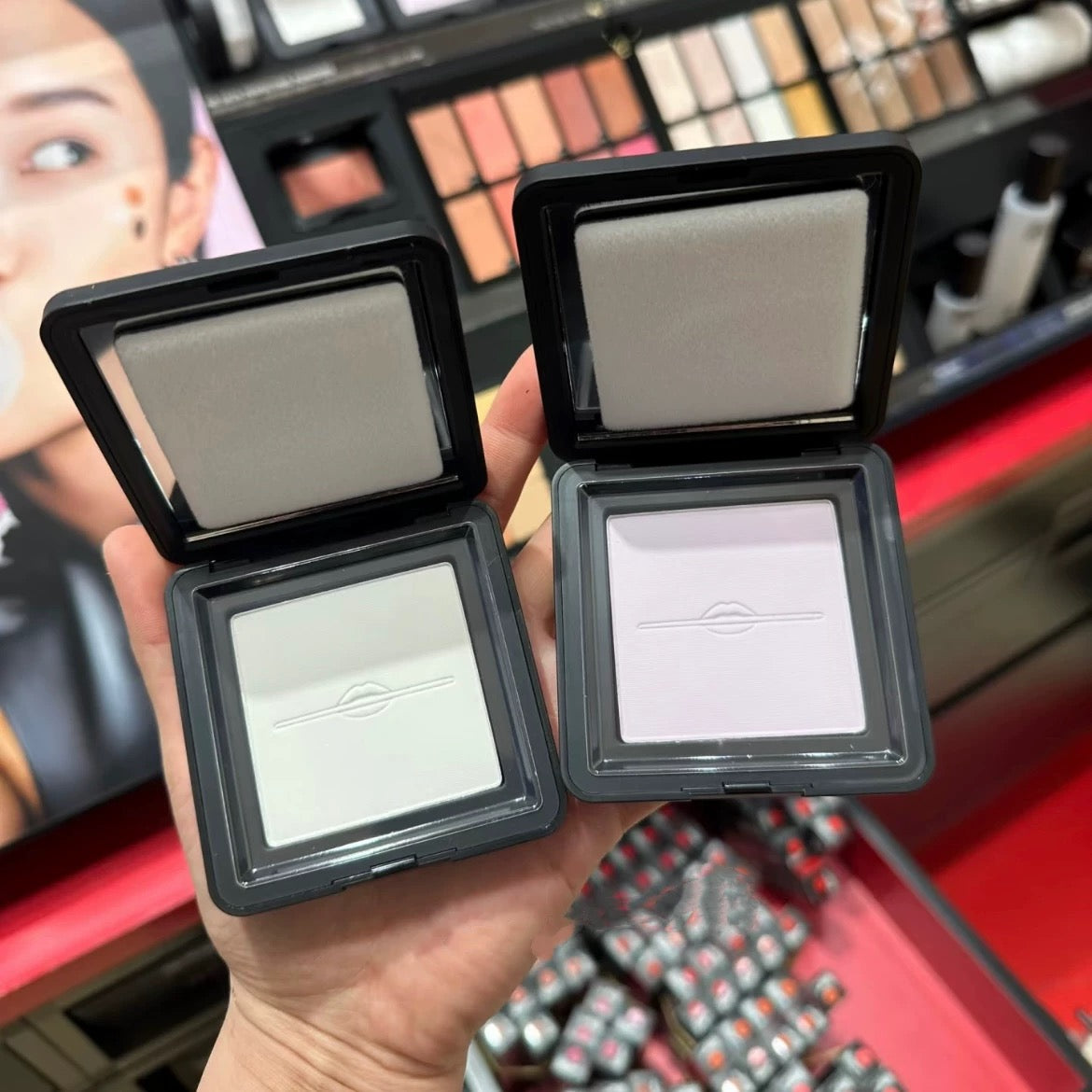 2025升級版 包順豐 make up for ever 玫珂菲 超微定妝蜜粉餅0.1輕輕白0.2輕輕紫25 10g  EXISF 高清柔肌空氣蜜粉餅10g 輕輕白輕輕紫 超微粉MAKE UP FOR EVER Make up forever