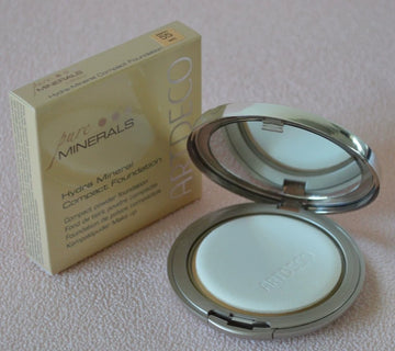 ARTDECO 礦物質水漾粉餅10G 保濕滋潤定妝粉 pure MINERALS Hydra Mineral Compact Foundation