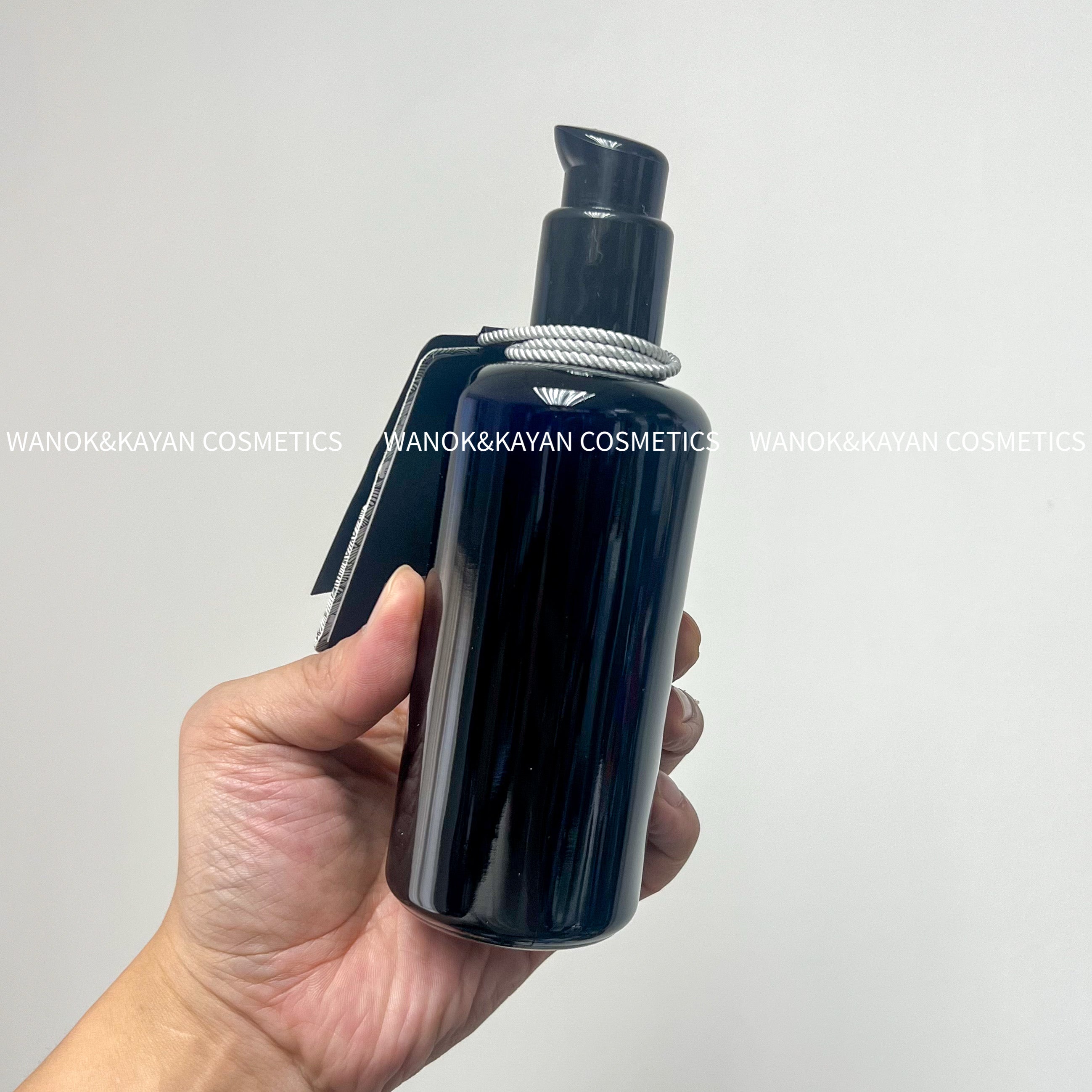 ARgENTUM 保濕身體精華乳滋潤銀乳200ml身體乳 Argentum Apothecary 極緻補濕身體乳霜 200ml   ARgENTUM  HYDRATING BODY CREAM