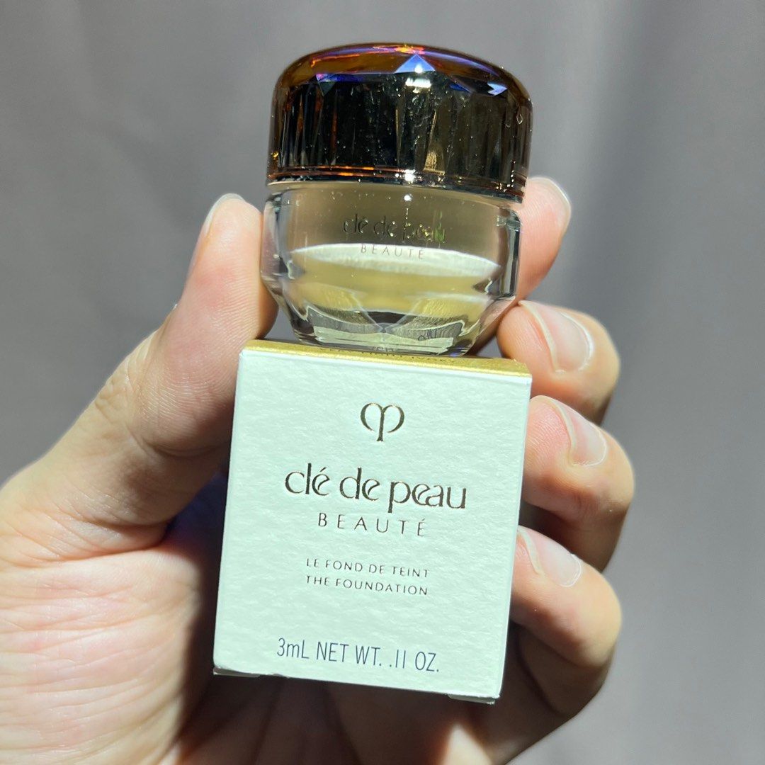 包順豐 日本 cle de peau Beaute CPB 肌膚之鑰 晶致潤耀粉霜粉底液晶鑽粉霜中樣3ml LE FOND DE TEINT THE FOUNDATION CPB / CBP  肌膚之鑰 cdp