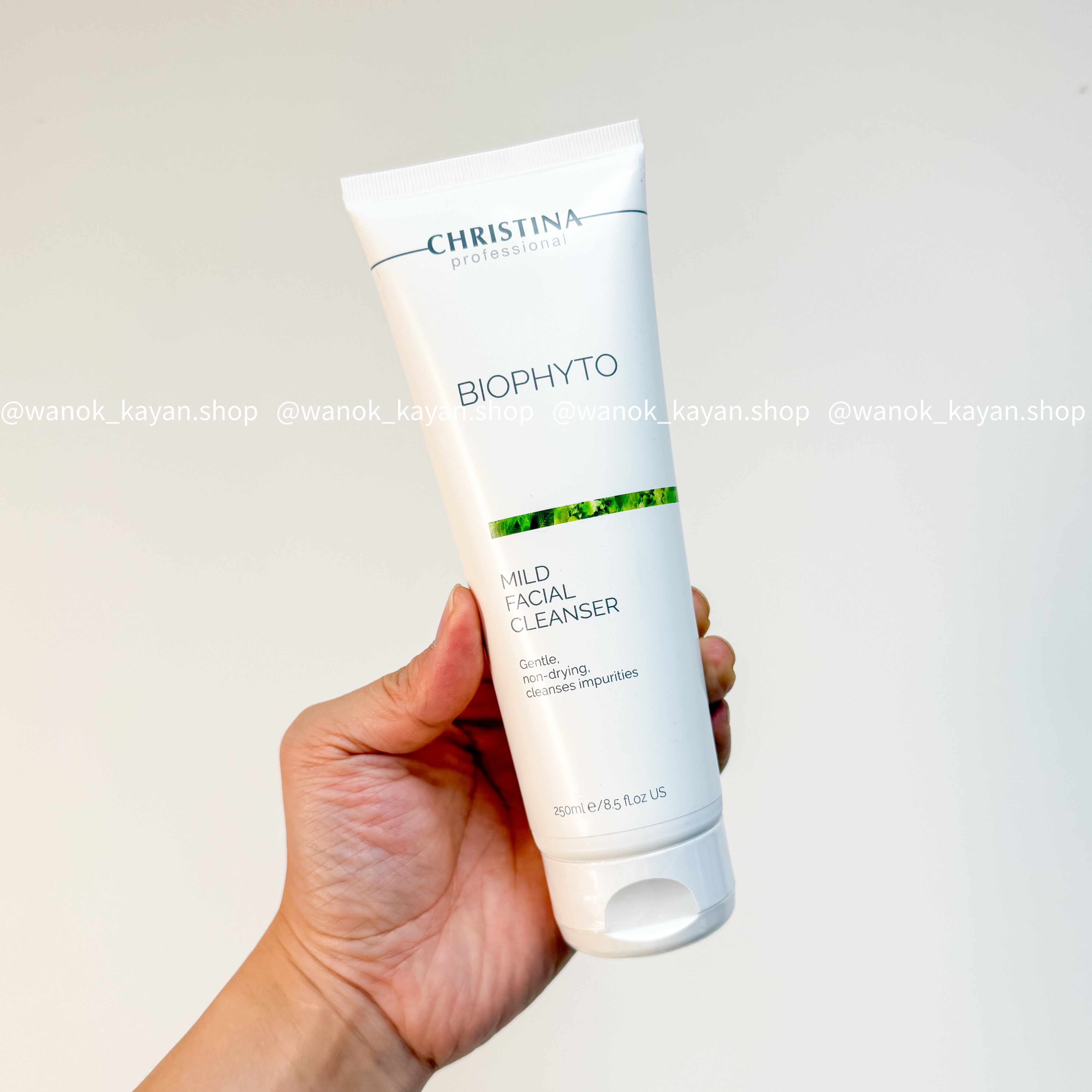 christina 植萃清新潔面啫喱 250ml BIOPHYTO MILD FACIAL CLEANSER