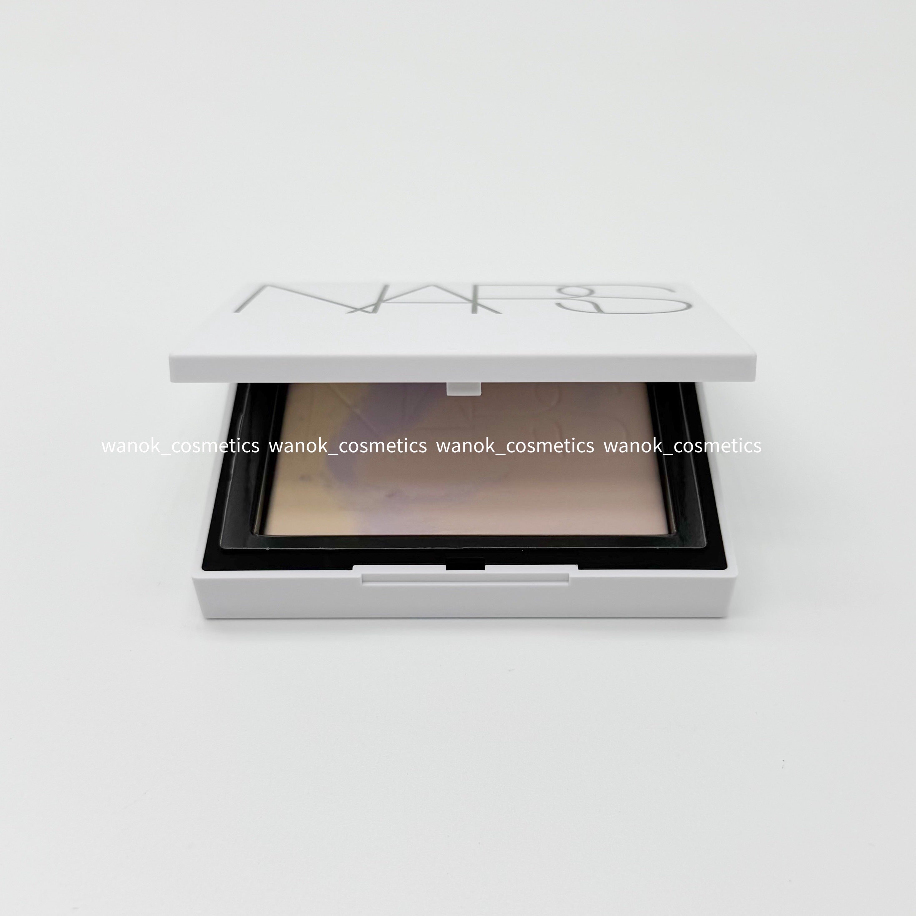 NARS 原生光幻彩蜜粉餅10g Light Reflecting Prismatic Powder 星河紫