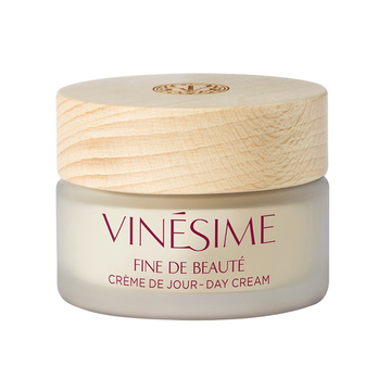 Vinesime 葡萄之謎 FINE DE BEAUTE
CREME DE JOUR-DAY CREAM 煥顏盈亮面霜 日霜 50ml